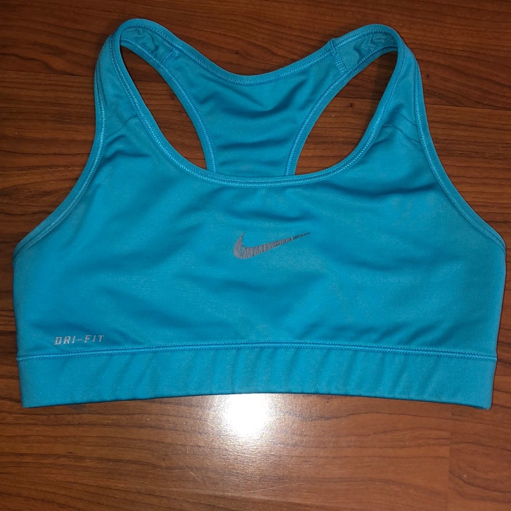 Nike sports bra